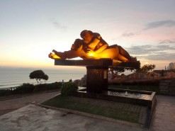 Statue Of Kissing Couple