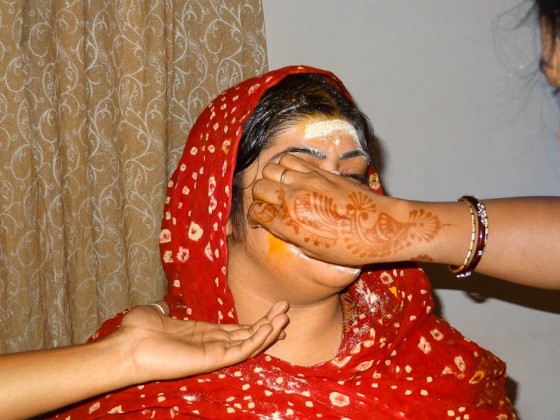 Saturday - Spice Up The Face To Glow Tonight