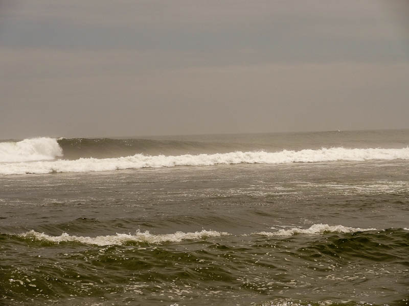 The Beach - Big Waves